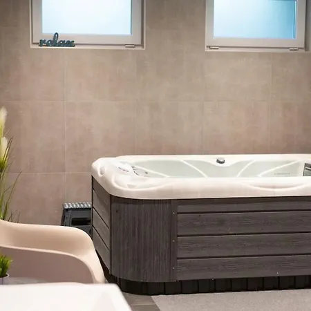 Vila Luxury Valentina With Zone And Outdoor Pool, Near The Sea