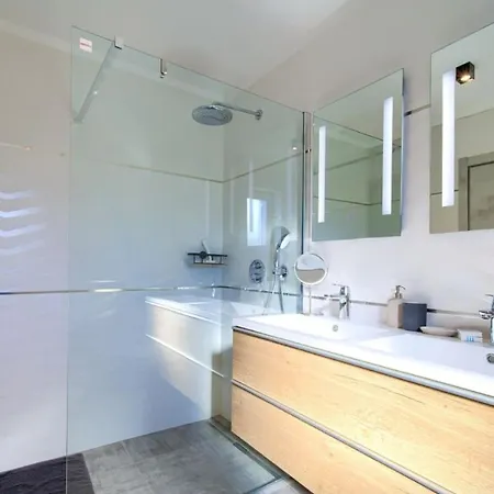 Luxury Valentina With Zone And Outdoor Pool, Near The Sea Sveti Vid-Miholjice
