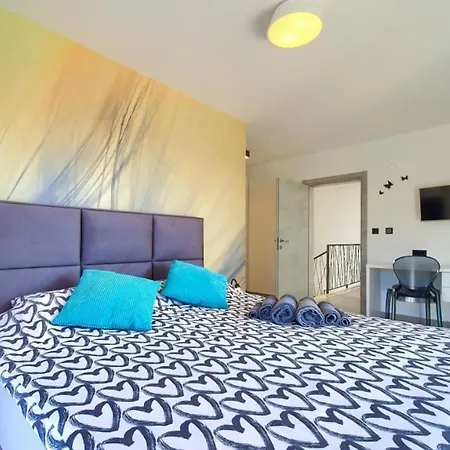 Luxury Valentina With Zone And Outdoor Pool, Near The Sea Villa *