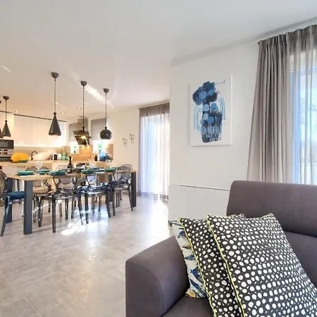 Luxury Valentina With Zone And Outdoor Pool, Near The Sea Villa Sveti Vid-Miholjice