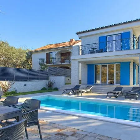 Villa Luxury Valentina With Zone And Outdoor Pool, Near The Sea Sveti Vid-Miholjice