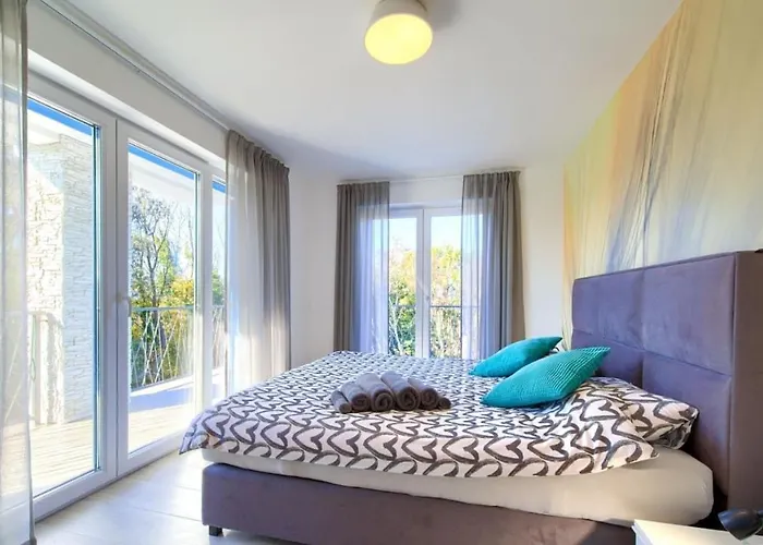 Luxury Valentina With Zone And Outdoor Pool, Near The Sea Sveti Vid-Miholjice