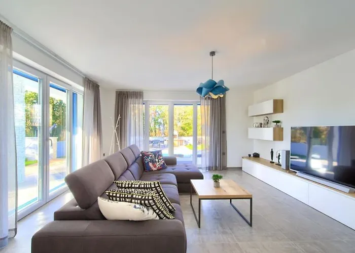 Luxury Valentina With Zone And Outdoor Pool, Near The Sea Villa Sveti Vid-Miholjice