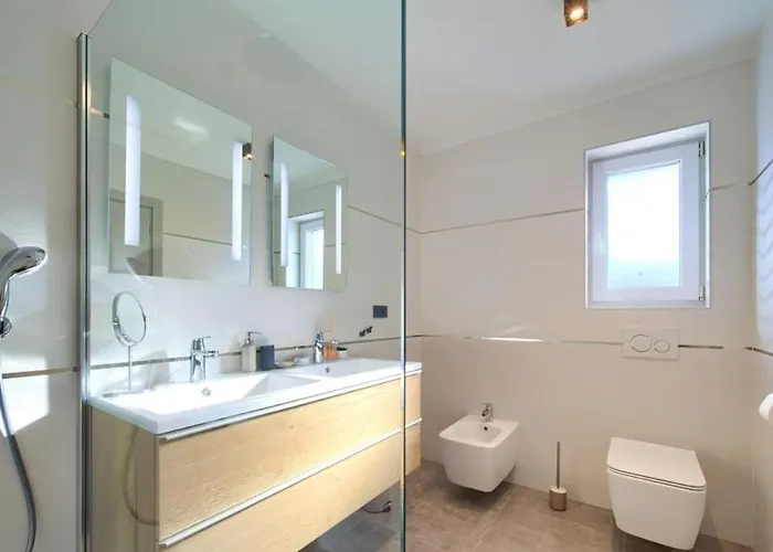 Luxury Valentina With Zone And Outdoor Pool, Near The Sea Sveti Vid-Miholjice